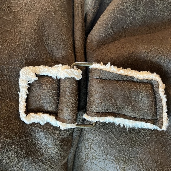 Eco-Friendly Women’s Brown Suede Bomber Jacket Lambskin-like Lining Fall-Winter - Picture 7 of 9